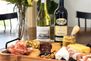 AppyHour Box and Splash Wines: A Perfect Wine & Cheese Pairing!